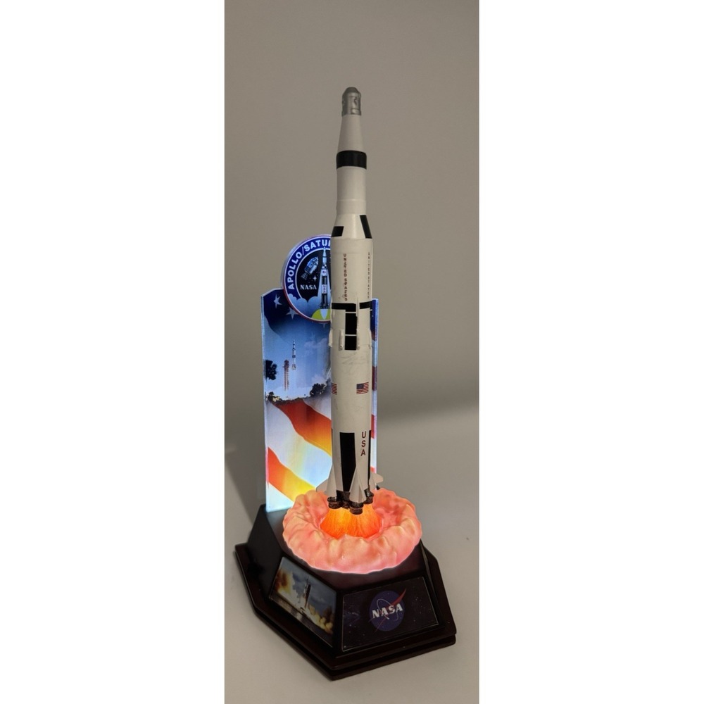 NASA Saturn V Lighted Rocket Sculpture Bradford Exchange Legacy Innovation 10.13